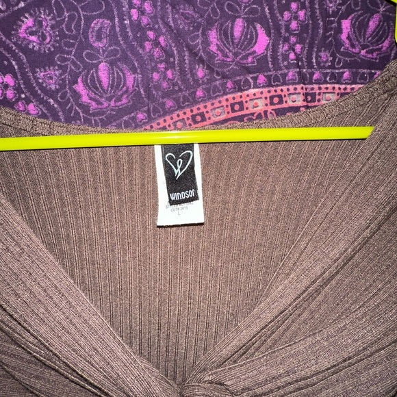 Windsor Chocolate Ribbed Twist Top - Picture 3 of 6